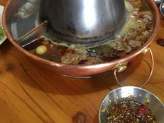 -东镇老火锅(长春路首店)