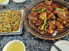 -八两八金·莱芜特色炒鸡(市南漳浦路店)