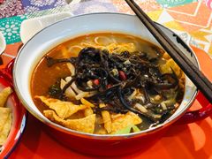 -丽丽三鲜螺蛳粉(田林路店)