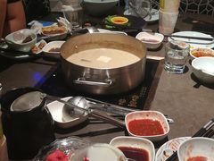 -捞王锅物料理(上海世茂广场店)