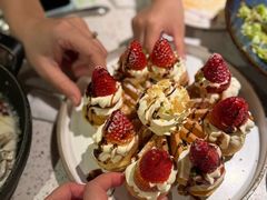 草莓忌廉华夫饼-BE BRIGHT KITCHEN(正佳广场店)