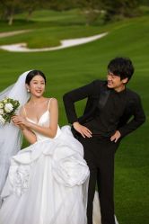 -二十一世纪婚纱摄影(省府前街店)