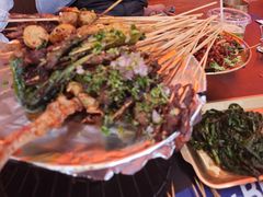 -何师烧烤Pro ·江湖川菜·小龙虾·精酿(太古里旗舰店)