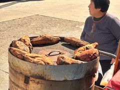 -许西美食一条街