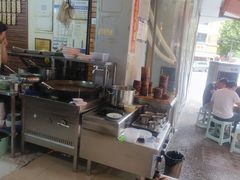 -朱大嘴肥肠血旺(福字街店)
