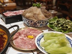 -旧街市鲜货老火锅(大光路店)