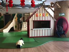 -乐融婴幼儿成长中心(四季青校区)