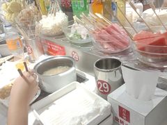 -百品聚旋转火锅(万德庄店)