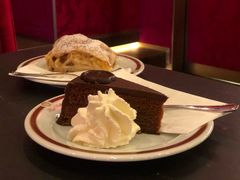 -Cafe Sacher(WIEN)