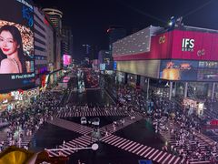 -黄兴南路步行商业街