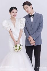 点击看大图 -挪娅婚纱摄影皇家会所
