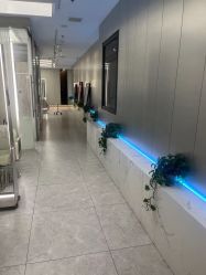 -PE SALON