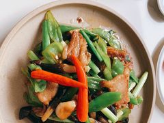 黑鸡枞菌炒肉-渔语鱼酸菜鱼新川菜(来福士店)