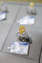-威德钻石-克拉钻大本营(南京东路店)