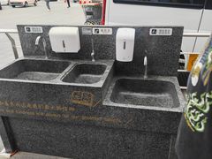 -胖东来生活广场(健康路店)
