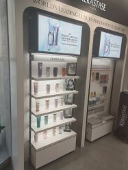 -变画·发型STUDIO