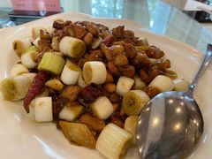 宫保鸡丁-川香楼酒家