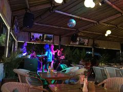 驻唱乐队-Bamboo Bar & Grill Restaurant