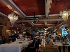 -火车头法国西餐厅