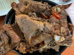 -宝瑞门钉肉饼店