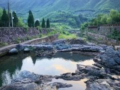 -安吉龙王山峡谷漂流