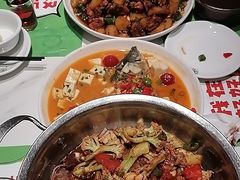 -鑫小城故事·藕汤·家常菜(台北一路总店)