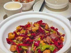 火爆肥肠-江渔儿酸菜鱼·拔草餐厅(虎门君乐汇店)