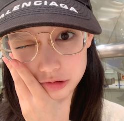 -七月美睫 美甲