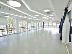 -小荧星艺校(浦东中环分校)