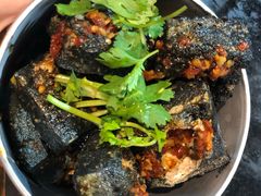 -黑色经典臭豆腐·湖南特产(太平街口店)