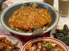 -堂瓦里·33年传统赣菜(第一街区店)