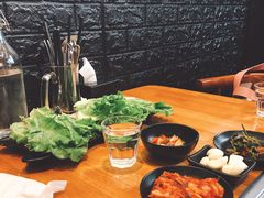 -肉甲韩国木炭烤肉(新壹街1店)