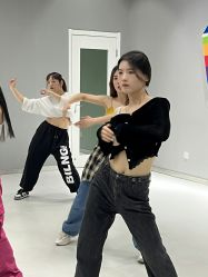 -ISHOW爱秀爵士舞蹈