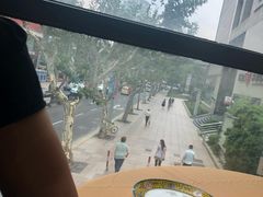 -功德林(南京西路店)
