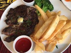 -WOLFGANG PUCK KITCHEN & BAR(迪士尼小镇店)