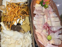 -野·大山里野生菌石锅土鸡(益田假日店)
