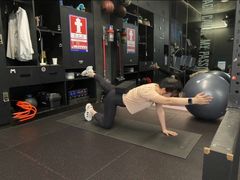 -TOP健身私教工作室(侨香店)