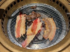 -山川小町·极番烧肉(新地假日广场店)