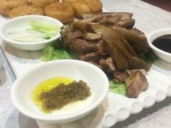 招牌肘子-京味民福烤鸭店(建设四马路店)