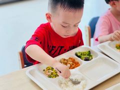 -红黄蓝成长中心(海淀上地店)