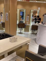 -一東造型烫发染发