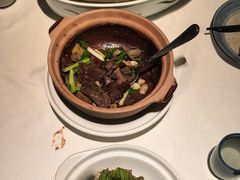 -八府香鸭·啫啫煲(华山路店)