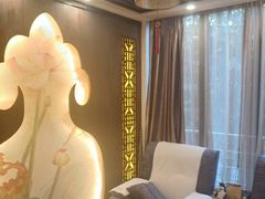 -莱仪堂艾灸经络养生馆(宜川路店)