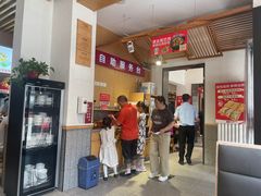 -南城香·饭香串香馄饨香(赵公口店)