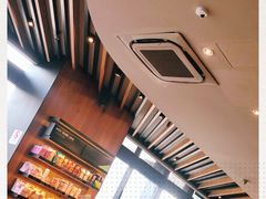 -星巴克臻选(莘庄仲盛店)