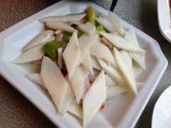 腊肉炒山药-中信五牛城酒店式公寓