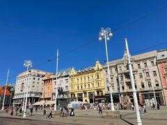 -耶拉契奇总督广场