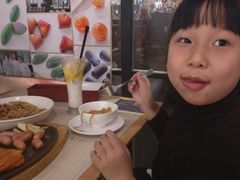 -卢家妈妈·西餐厨房(卜蜂中心店)
