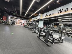 -VLines耀能运动24小时·月付制健身(京广桥店)