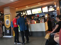 -麦当劳(卫星广场店)